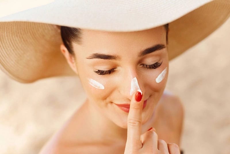 Các lưu ý sử dụng kem chống nắng đúng cách vào mùa đông