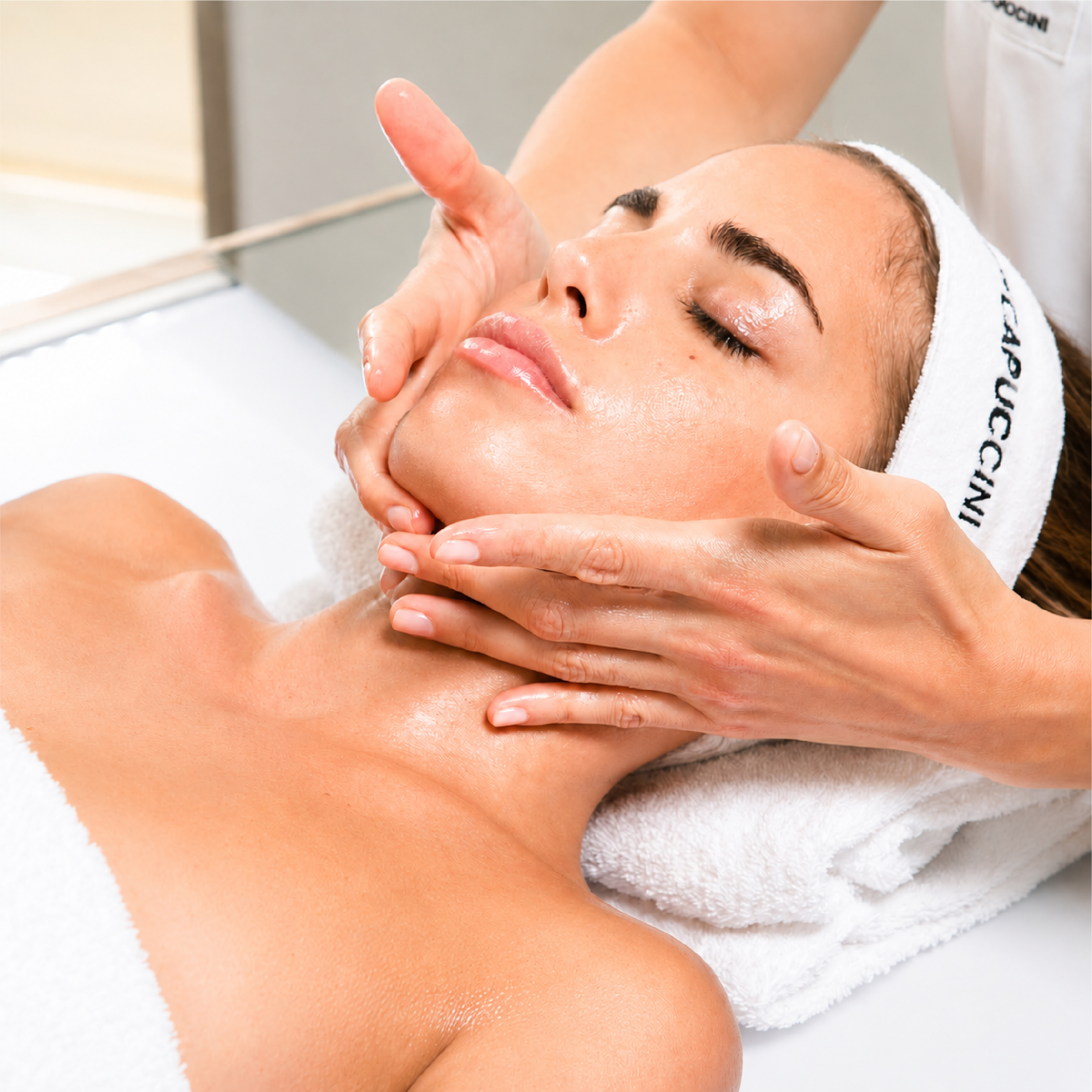 Phương pháp massage chuyên nghiệp – Nền tảng đào tạo và chuẩn hóa kỹ thuật